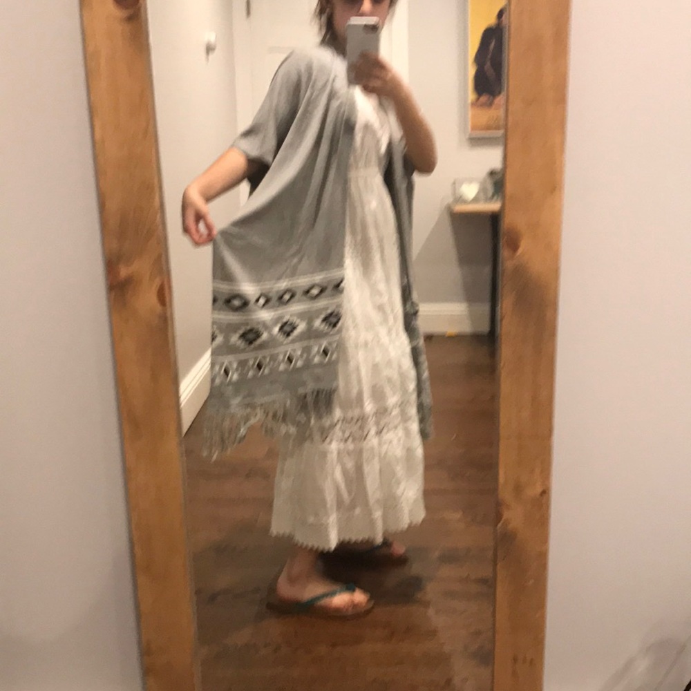 Sweater - Picture 2 of 4